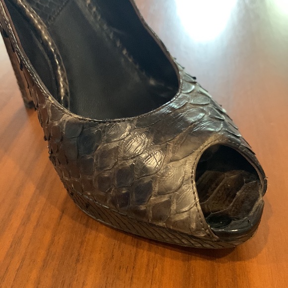 Christian Dior python peep toe heels in rich chocolate brown color - Picture 5 of 8